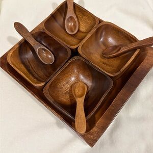 Elegant monkey pod Wooden condiment serving set